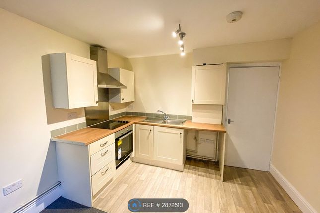 Hainton Avenue Flat, Grimsby photo 2