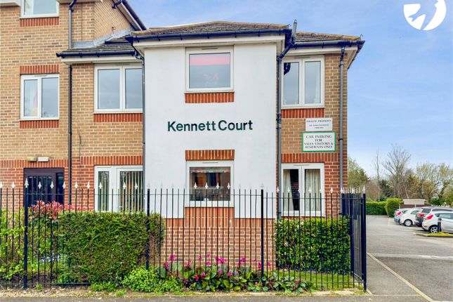 Thumbnail Flat for sale in Kennett Court, Oakleigh Close, Swanley, Kent