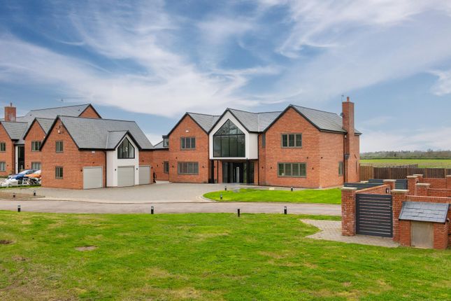 Thumbnail Detached house for sale in Trinity Garden, Fosse Way, Moreton Morrell, Warwickshire