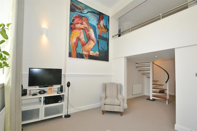 Thumbnail Flat to rent in Downings House, 21 Southey Road, Wimbledon