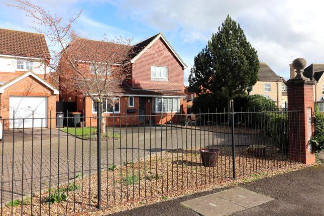 Detached house for sale in Grange Road, Barton Le Clay, Bedfordshire