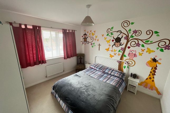 Property for sale in Chatham Court, St. Georges, Telford