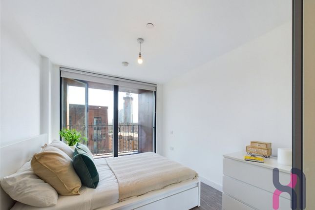 204 The Landmark, 30 Oldfield Road, Salford photo 4