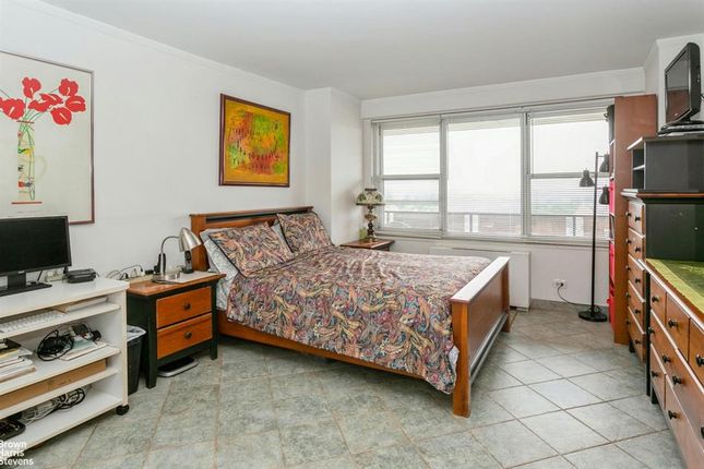 Studio for sale in 110-11 Queens Blvd #15B, Forest Hills, Ny 11375, Usa