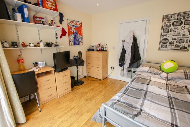 Thumbnail Property to rent in Heeley Road, Selly Oak, Birmingham