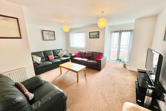 33 St. Catherines Court, Maritime Quarter,, Swansea photo 3