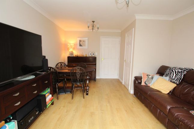 18, Riverslea Road, Coventry photo 4