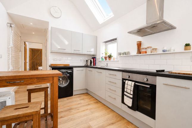 58a Church Street, Newquay photo 4