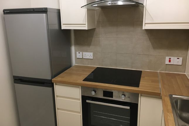 7 Windmill House, 146 Westferry Road, London E14 photo 4
