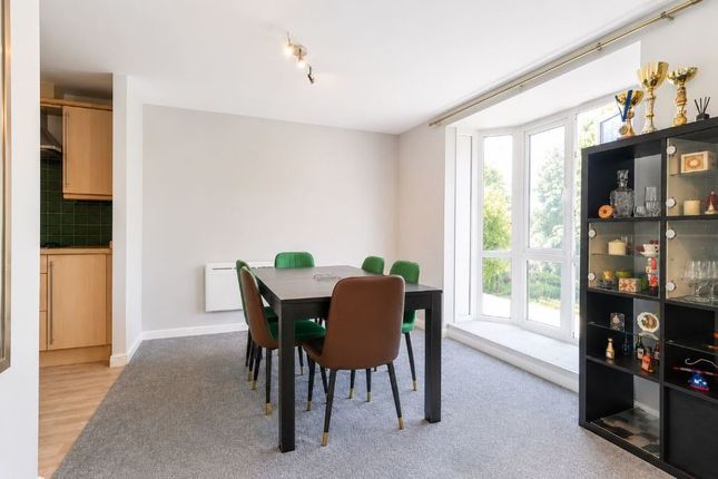 Flat 38 Rimini House, Ffordd Garthorne, Cardiff photo 4