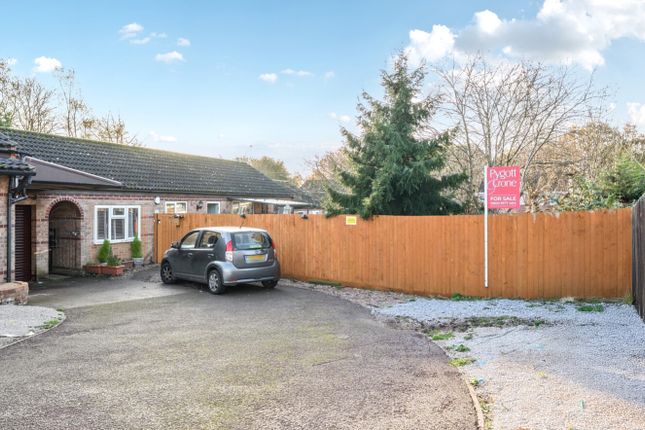 3-bed semi-detached on 24, March Close, Nottingham, £235,000
