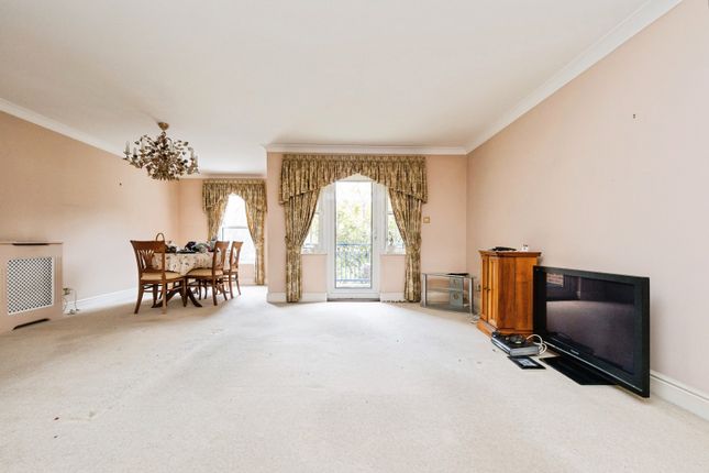 Flat 7, Aurora Court 14A`,, Sunset Avenue, Woodford Green photo 4