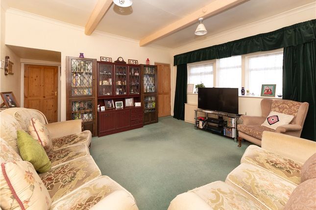 109, Main Street, Wilsden photo 2