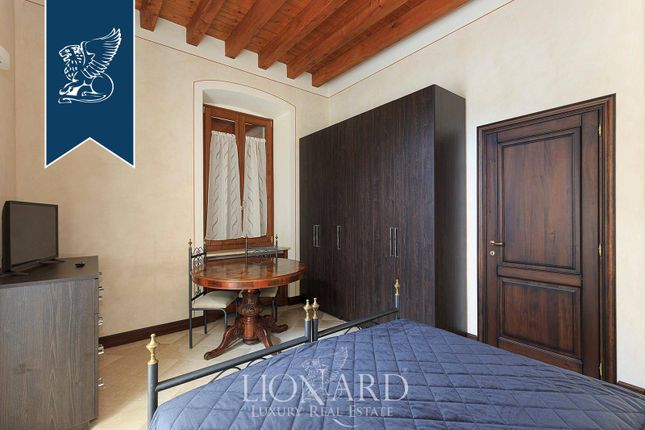 Apartment for sale in Gardone Riviera, Brescia, Lombardia