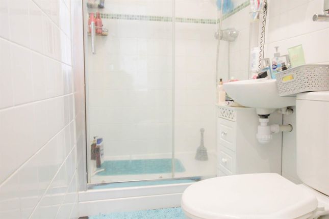49, Skinner Street, Gillingham photo 5