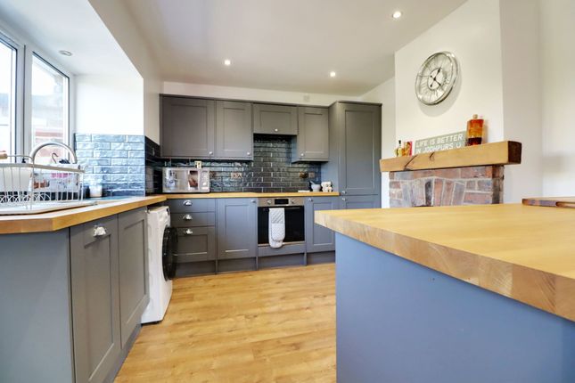 7 Chapel Street, Doncaster photo 2