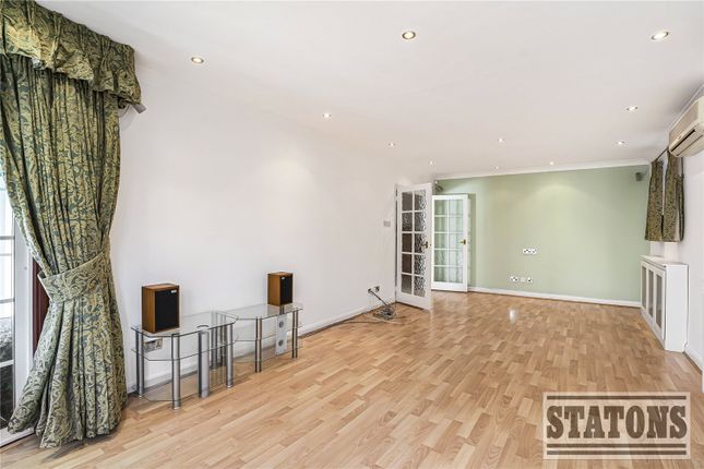 25, Avenue Road, London photo 4