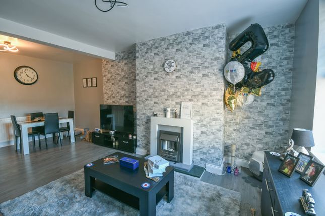 9, Prince Street, Chopwell photo 2