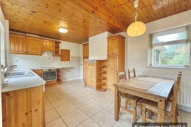 25 Cranworth Grove, Stoke-On-Trent photo 3