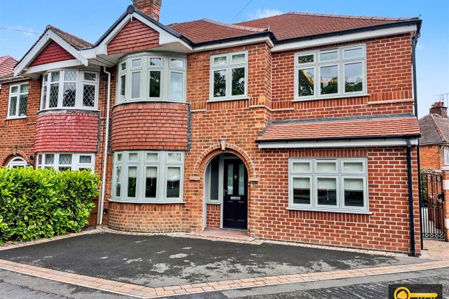 4-bed house on 30, Highfield Road, Nuneaton, £1,850/mo