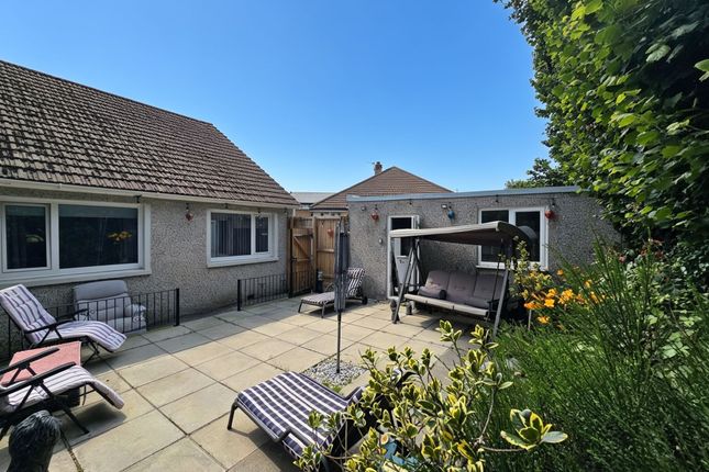 13 Penylan, Bridgend photo 4