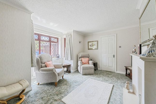 37, Heritage Court, Lichfield photo 2