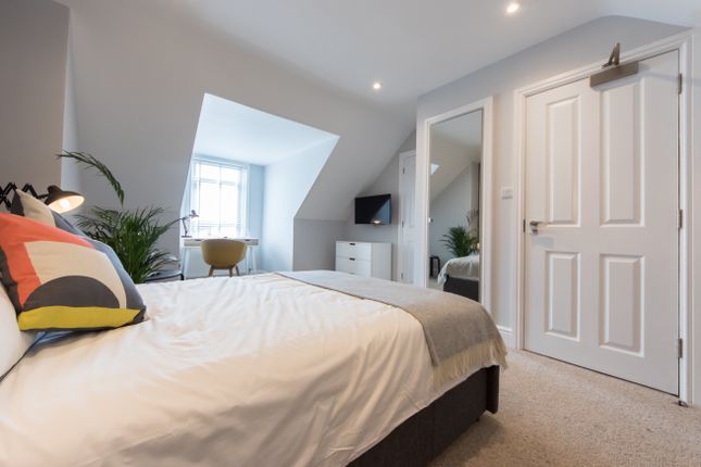 Room to rent in Wantage Road, Reading