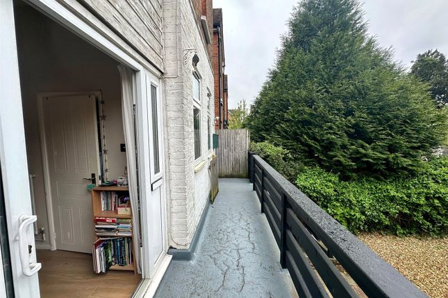 Flat for sale in York Road, Guildford, Surrey