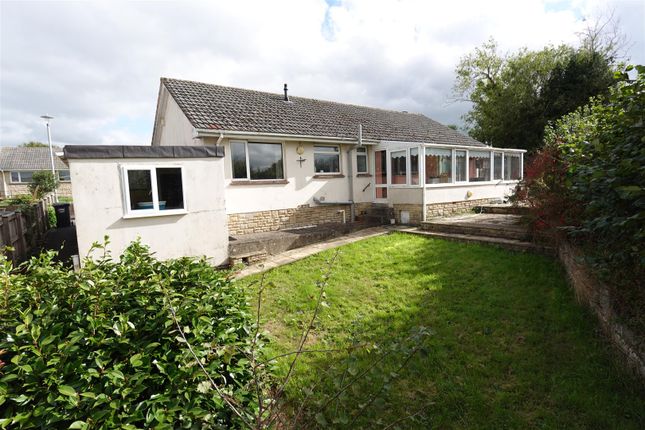 3-bed bungalow on 6, Meadow Park, South Molton, £295,000