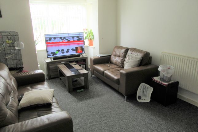 Flat for sale in Medbourne Court, Kirkby, Liverpool