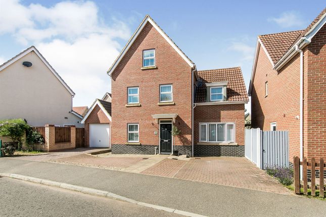 Thumbnail Detached house for sale in Spicer Way, Great Cornard, Sudbury