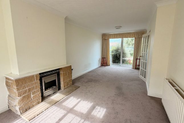 29, Vicarage Crescent, Sheffield photo 3
