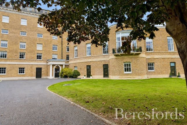 Thorndon Park, Brentwood photo 2