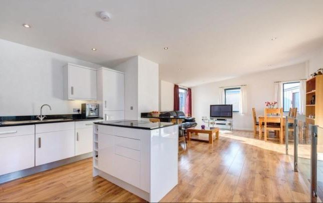Thumbnail Flat to rent in Bedford Street, Exeter