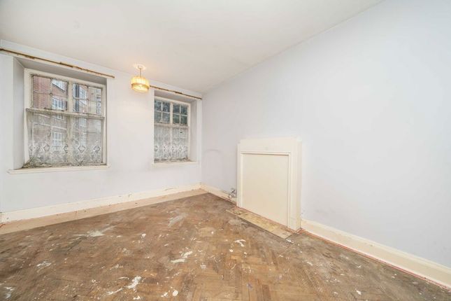 26 Heathfield Court, Heathfield Terrace, London photo 2