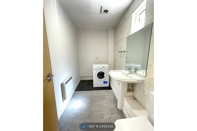 Ground Floor Utility With Wc