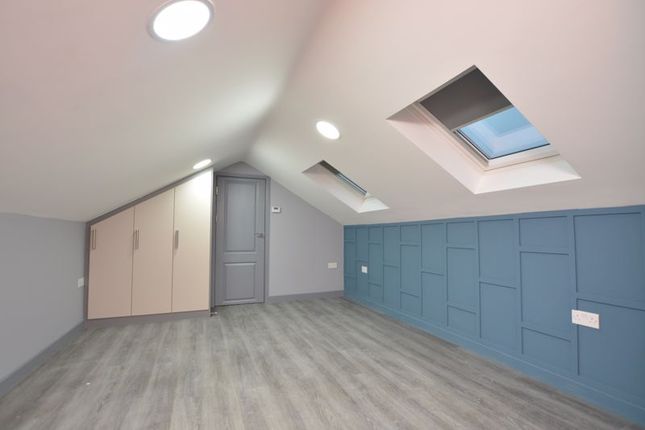(LettsPay) Flat 10 Beechwood Court,, 5 Gore Road, Slough photo 3