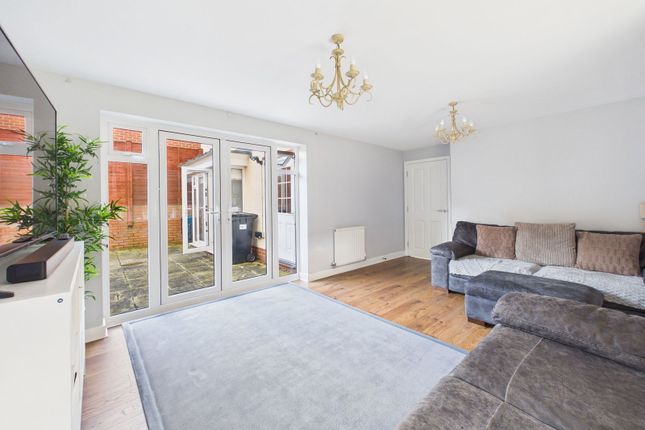 18, Blakes Way, Coleford photo 3