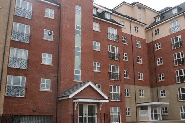 Thumbnail Flat to rent in Brittania House, Palgrave Road, Bedford