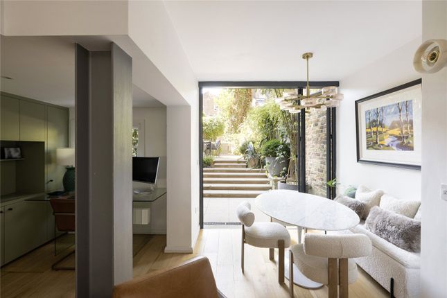 Flat A, 51, Hereford Road, London photo 4