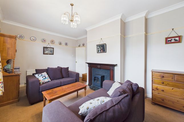 31, Seagrave Road, Sheffield photo 4