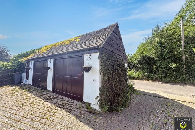 Primrose Cottage, High Street, Gloucester photo 3