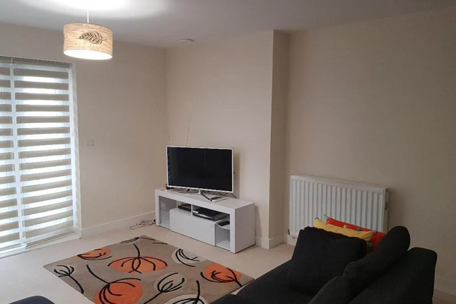 Thumbnail Flat to rent in Reservoir Way, Ilford
