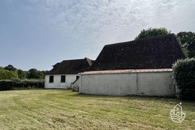 Property for sale in Saint-Pierre-De-Chignac, Aquitaine, 24330, France