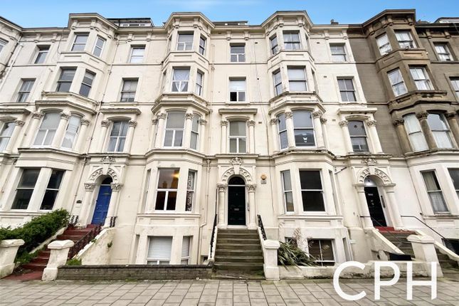 Flat for sale in Albion Road, Scarborough