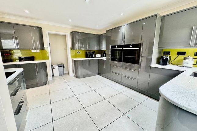 Stonecroft, Clovelly Drive, Sheerness photo 3