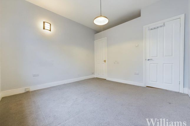 12b Bourbon Street, Aylesbury photo 4