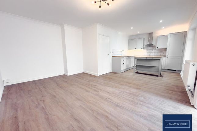 5, Fairview, Aberdare photo 3