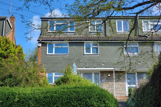 Thumbnail Semi-detached house for sale in Valeside, Hertford