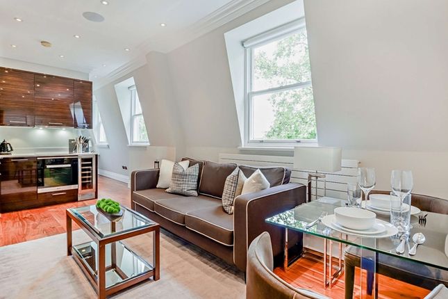 Property to rent in Kensington Gardens Square, London